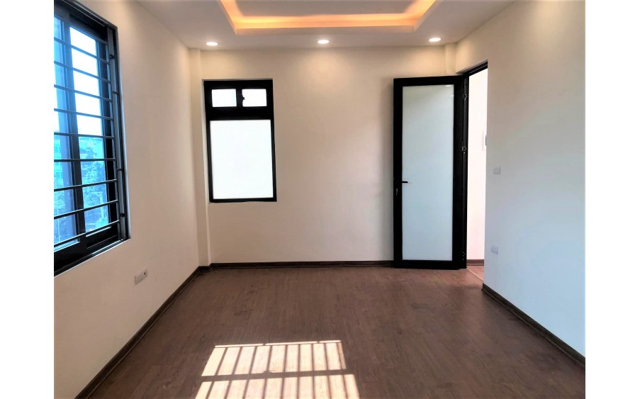 MẬT! Bán gấp nhà Nguyễn Khuyến - Hà Đông, 85M2 Ô TÔ, 6 TẦNG Giá rẻ!